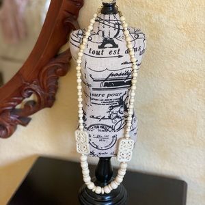 Indian American style carved necklace